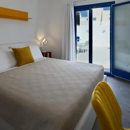 Thadeos With Private Jetted Pool * Fira (Santorini)