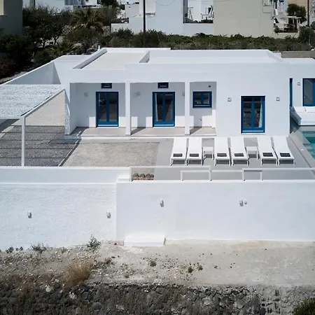 Thadeos With Private Jetted Pool Villa Fira (Santorini)